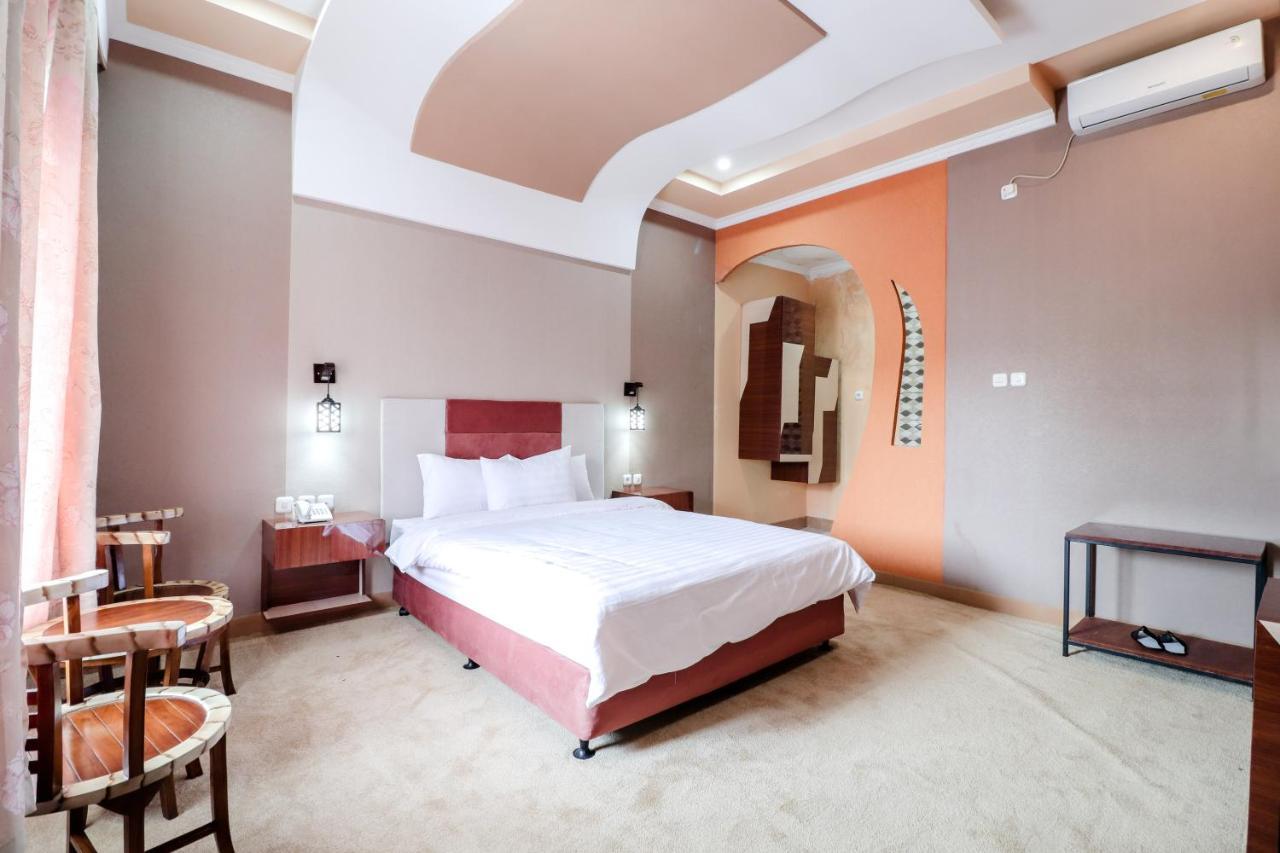 Sartini Inn Jogja Yogyakarta Eksteriør billede